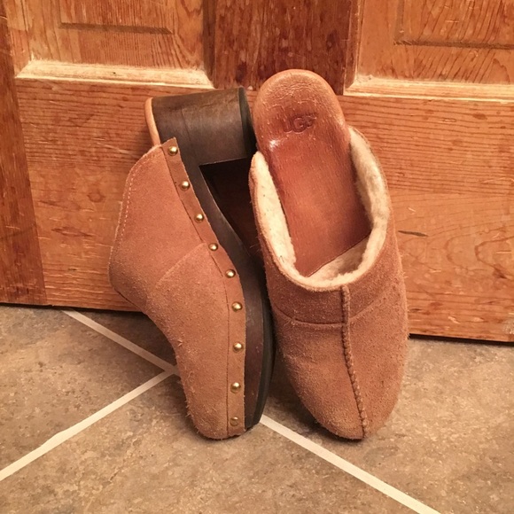 UGG Shoes - UGG Suede Kassi Clogs UGG Shoes - UGG Suede Kassi Clogs